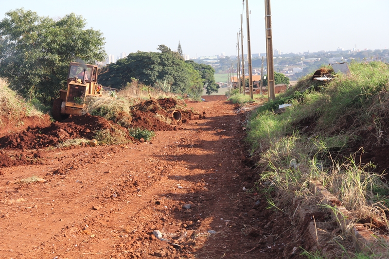 Estrada Mara começa a ser pavimentada
